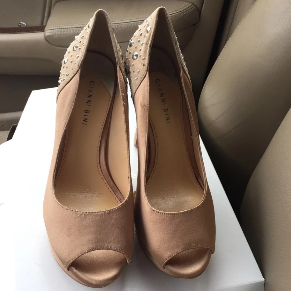 Platform Pumps
